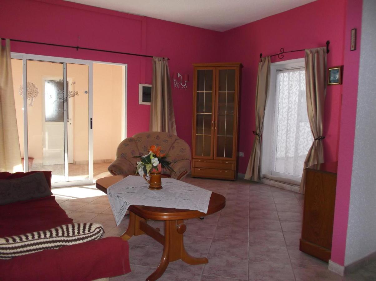 Apartments Vista Montana Roja Atogo Rum bild